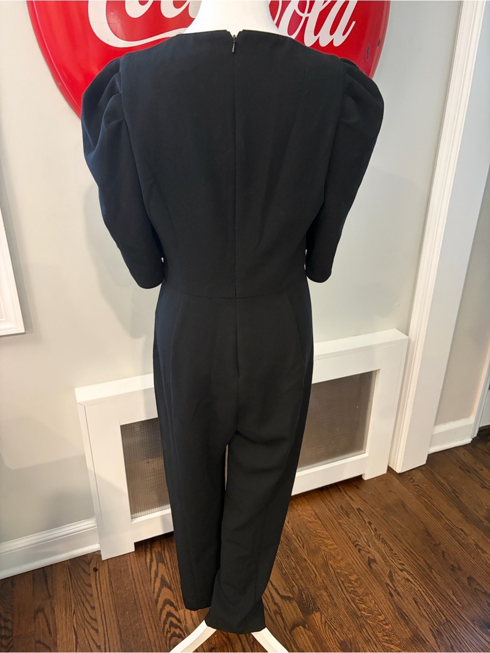 Black Halo Russo Puff & Split Sleeve Black Jumpsuit Size 10, EUC - Picture 8 of 13